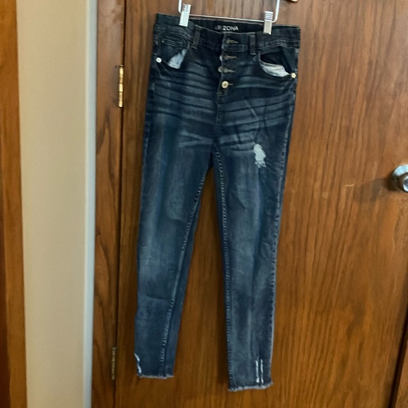 Arizona Jean Company Blue Slim Fit Jeans Distressed - Picture 1 of 4